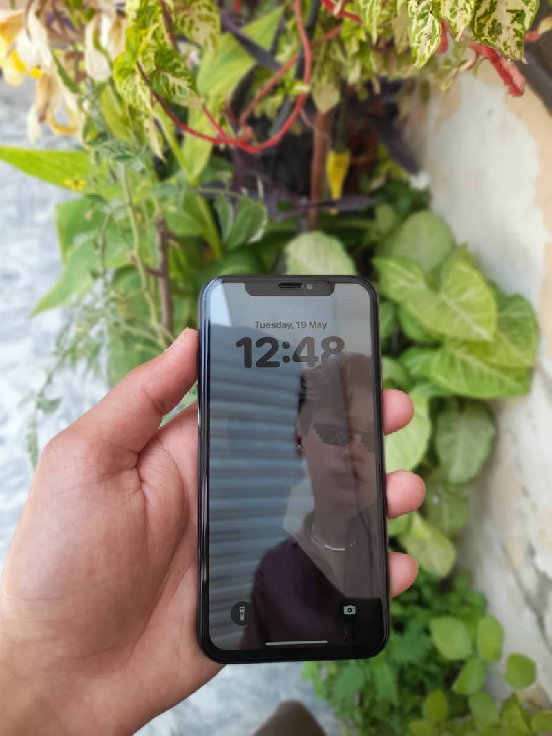 iPhone xs 2