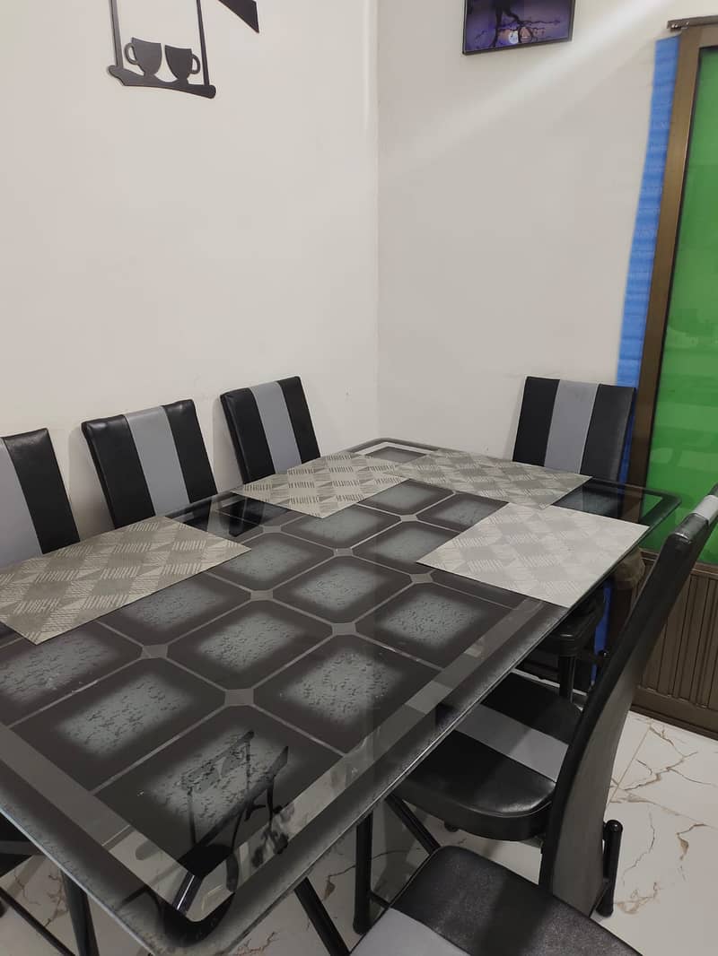 Dining/ Table/ Chairs/ Dinner Table 3