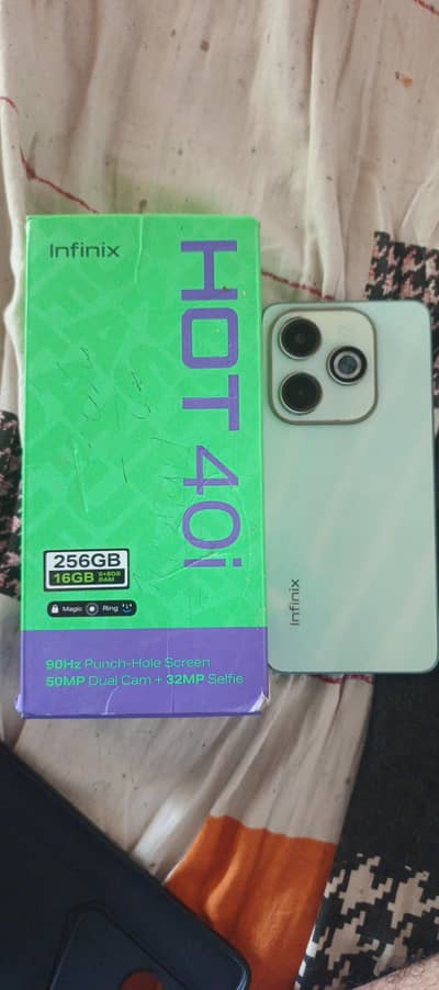 Infinix Hot40i