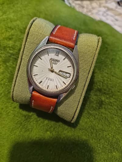 Seiko 5 RARE textured Dial