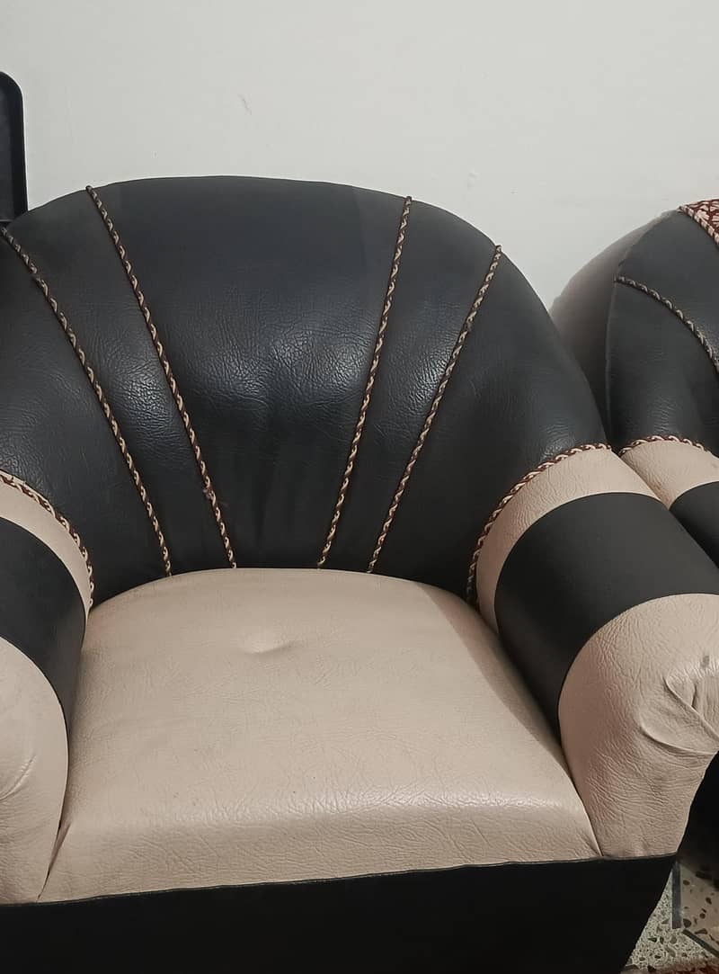 sofa set with table 3