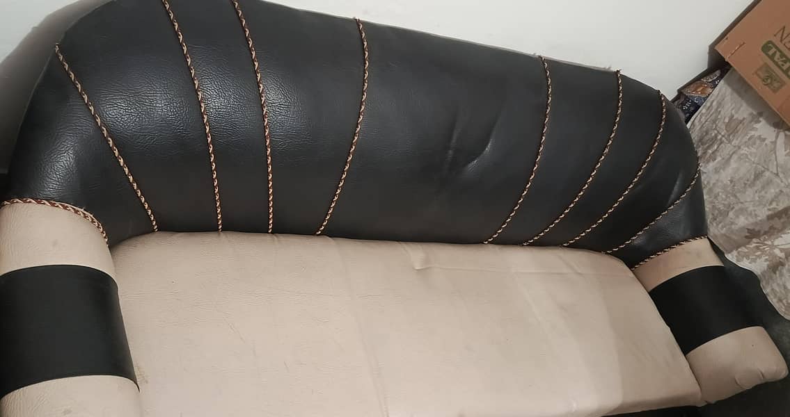 sofa set with table 4