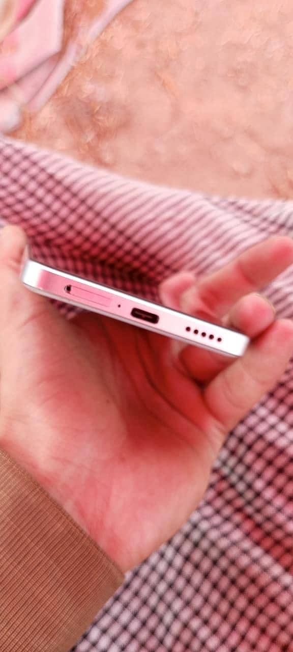 Poco x6 pro 4