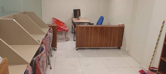 New Furnished IT office in Bahria LHR for Rent or Sale on day or night
