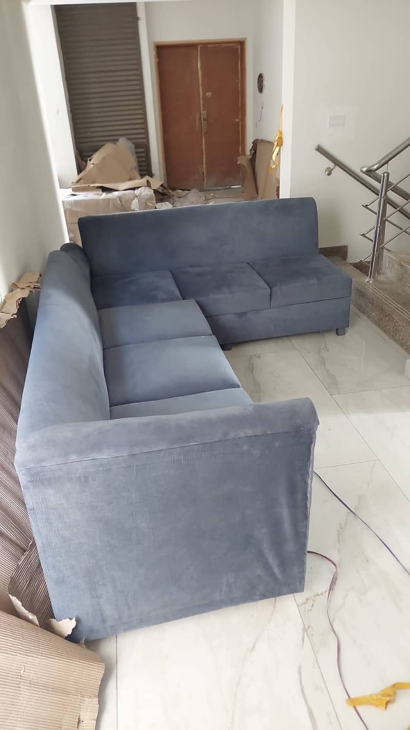 L shape sofa set with centre table 3