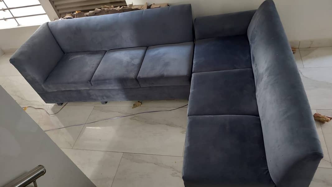 L shape sofa set with centre table 7