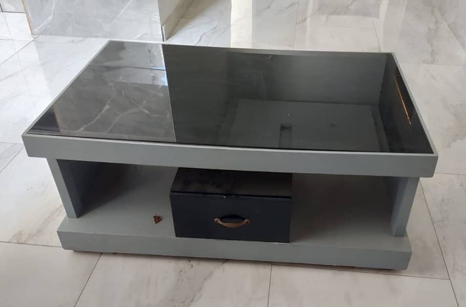 L shape sofa set with centre table 8