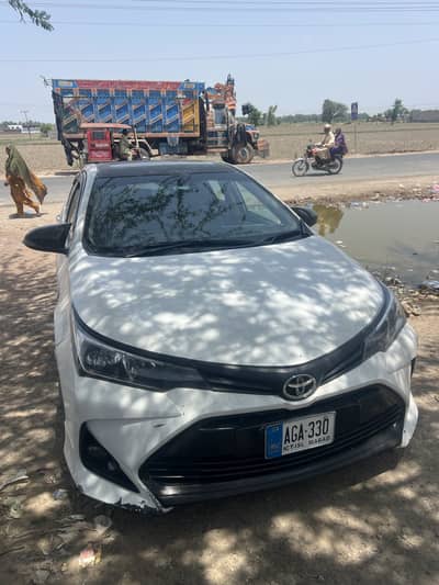Toyota Corolla grande 2018