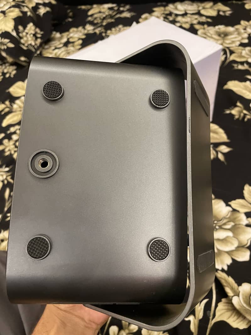 Smart Android projector 0