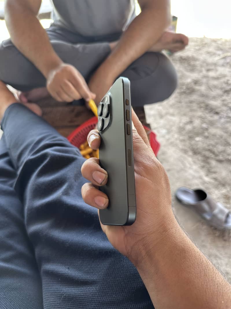 Iphone 15. Pro 1