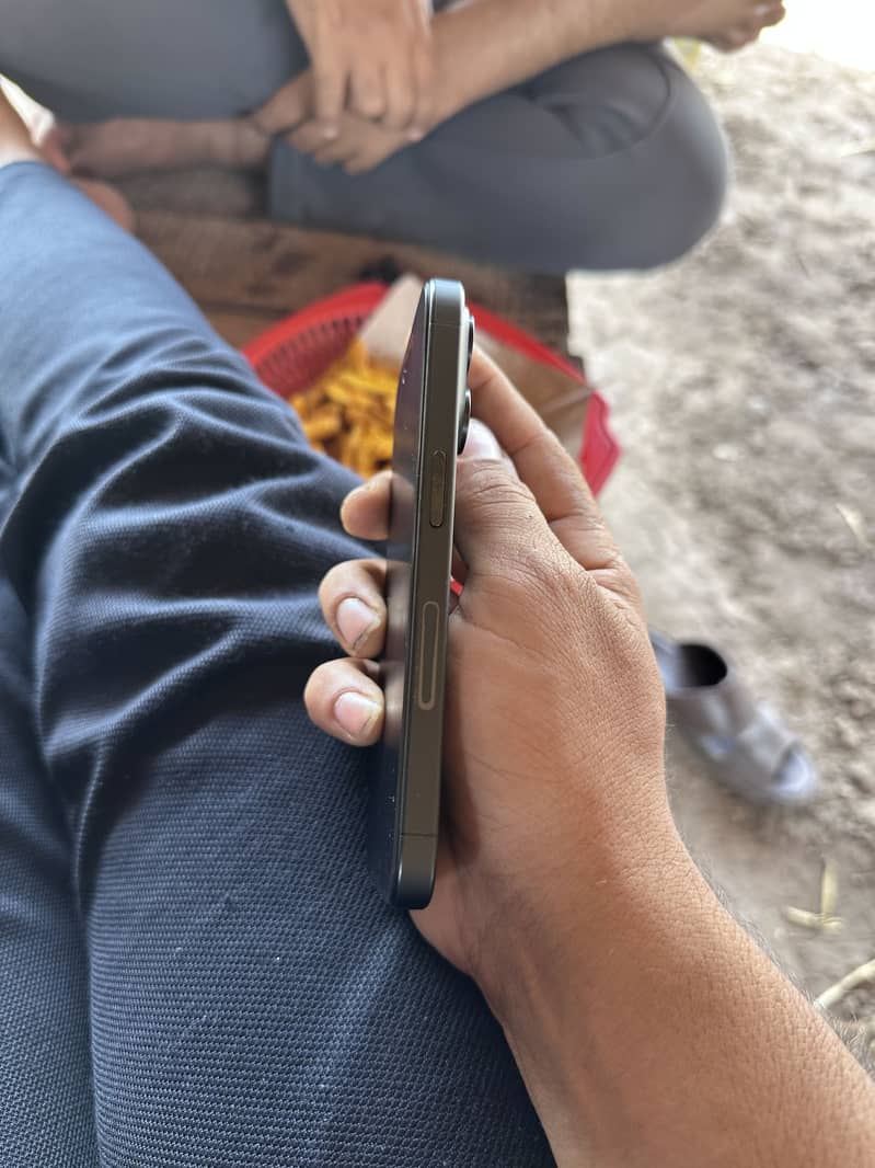 Iphone 15. Pro 6