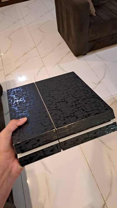 PS4 FAT WITH GTA 5 AND CONTROLLER