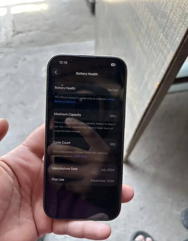 iphone 16 pro 4