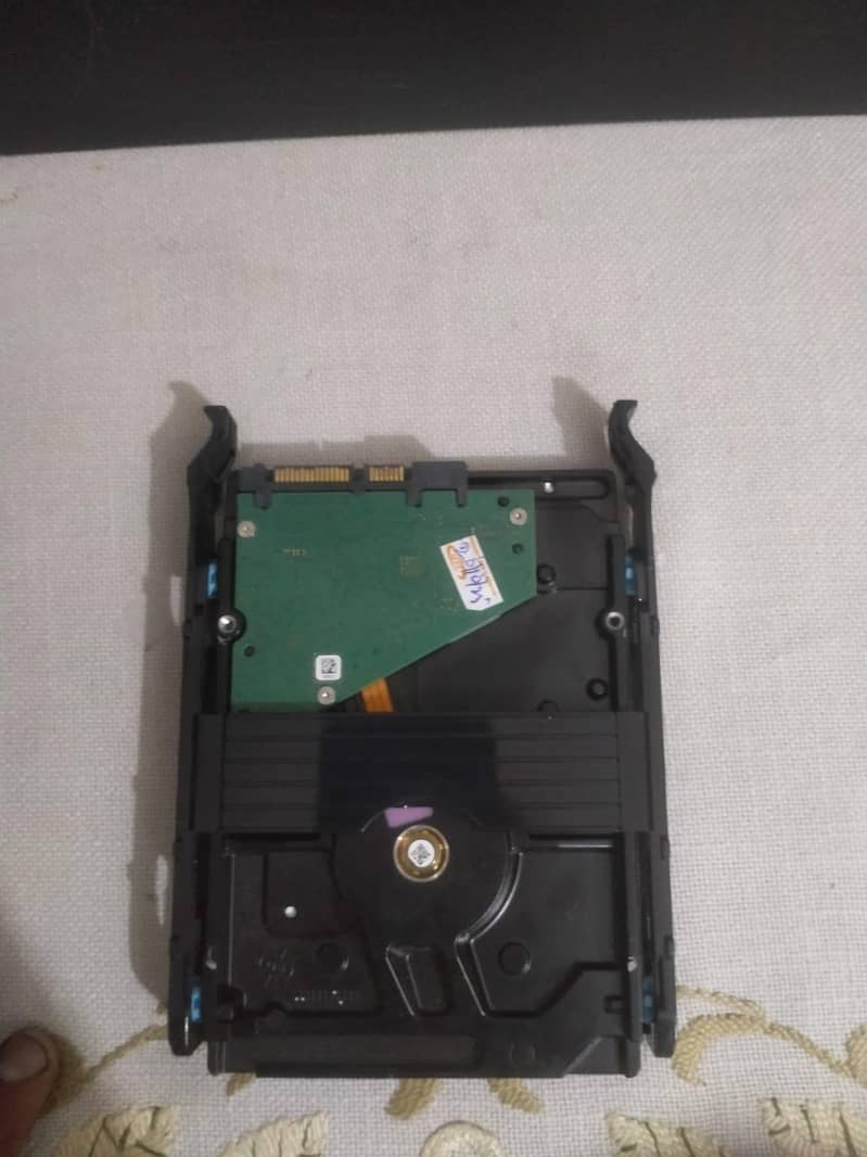computer hard 3TB 1