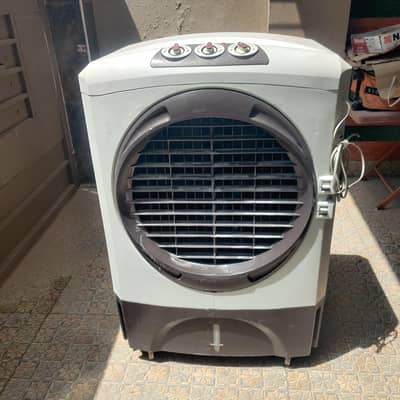 Air Cooler For Sale Urgent!  Plastic Body.