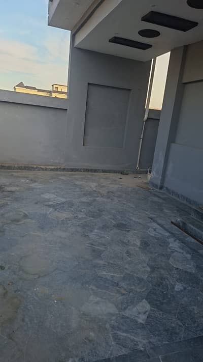 10 Marla Brand New House Available For Rent