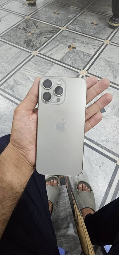 Iphone 15 pro max Factory unlock