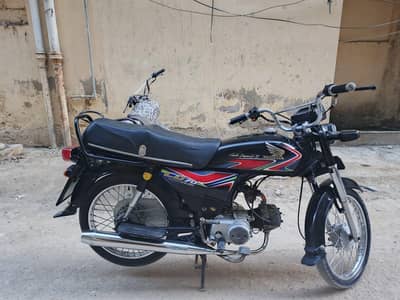 Honda CD70 exellent condition orignal and ecnomical bike