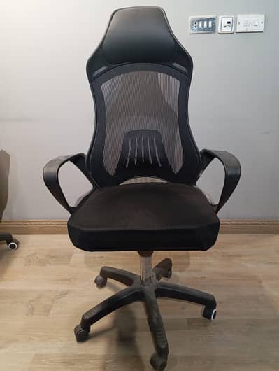 Mesh back office chairs