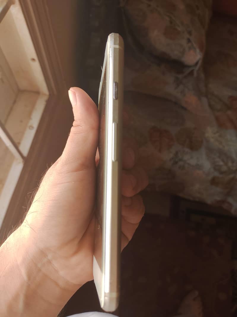 Google Pixel 1 3