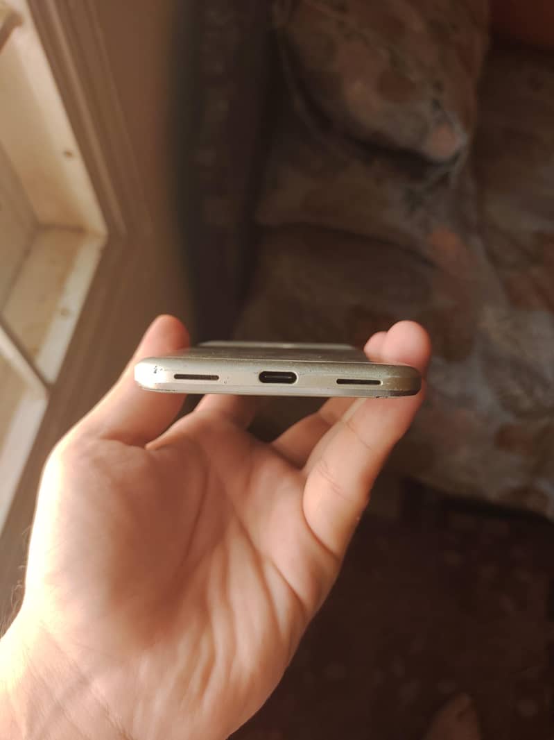 Google Pixel 1 4