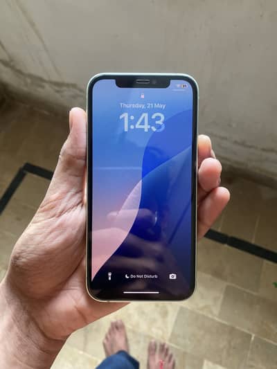 Apple iPhone 12