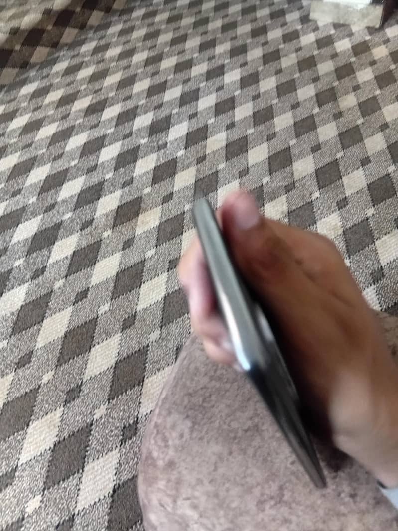techno camon 40 pro 1