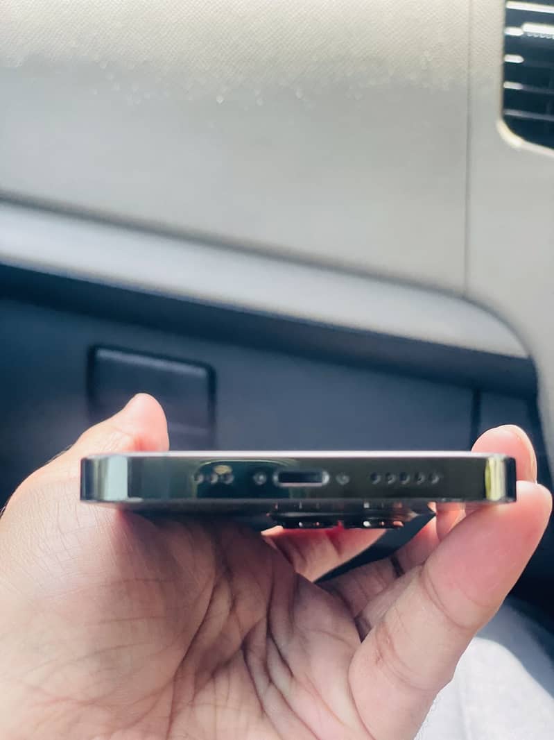 Iphone 13 pro 4