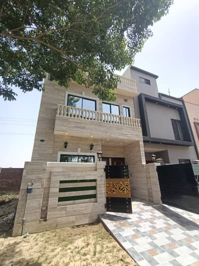 3-Marla Modern New House For Sale New Lahore city phase 1 , Gas k mater laga hai, wapda k mater laga hai LDA Approved Society