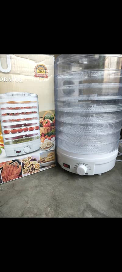 Food dehydrator