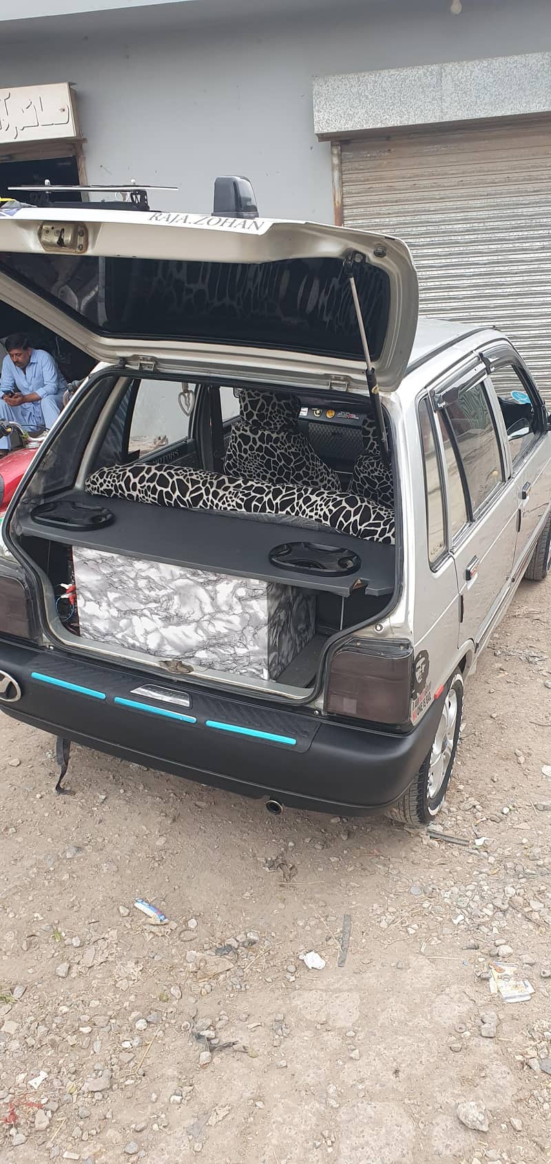MehraN 1