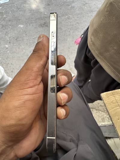Iphone 13 pro oirignal 100%heath