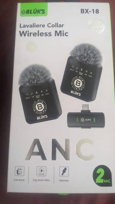 Bluk's BX-18 Wireless Lavalier Dual Mic with ANC - Brand New Condition