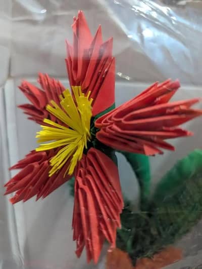 Beautiful 3D Origami Flower Vase - Handmade Home Decor Showpiece 