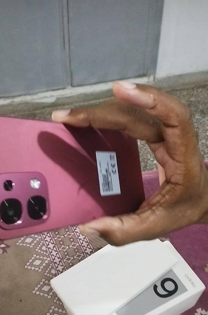 Oppo A6 Pro 11