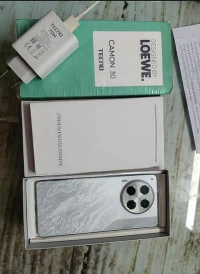 tecno camon 30- 8-256