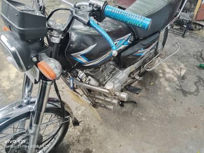 Black colour original Tanki tapy majood hy