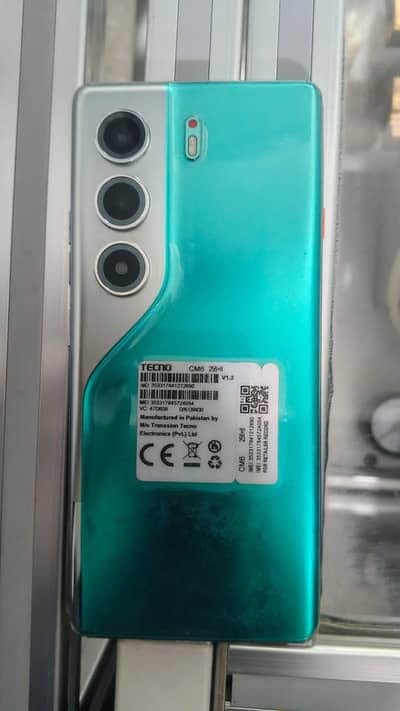 Tecno camon 40 pro Blue beauty