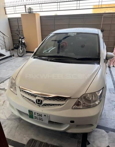 honda city  good condition chill a. c alloy wheels