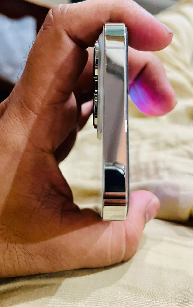 IPhone 13 pro 5