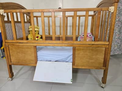 cot / baby cot / cot for sale / almost new cot / matters is fully new