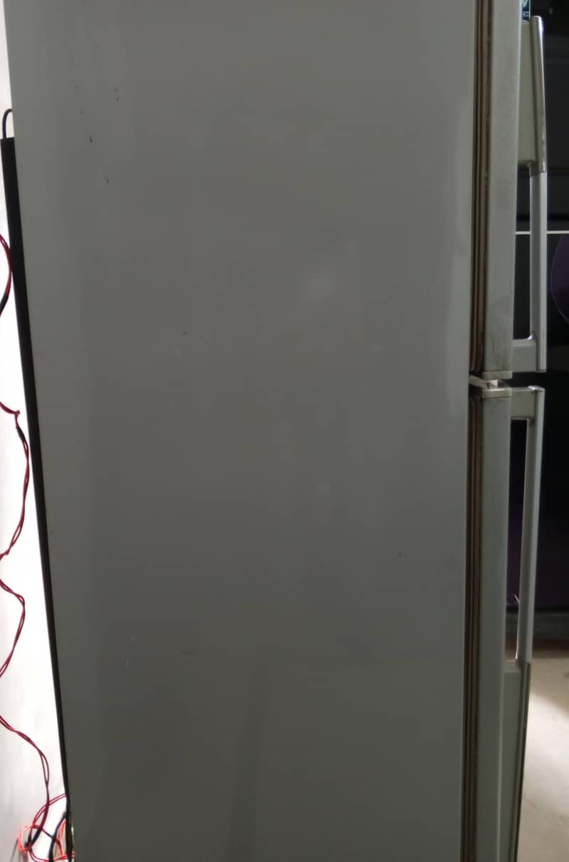 Medium Refrigerator 0