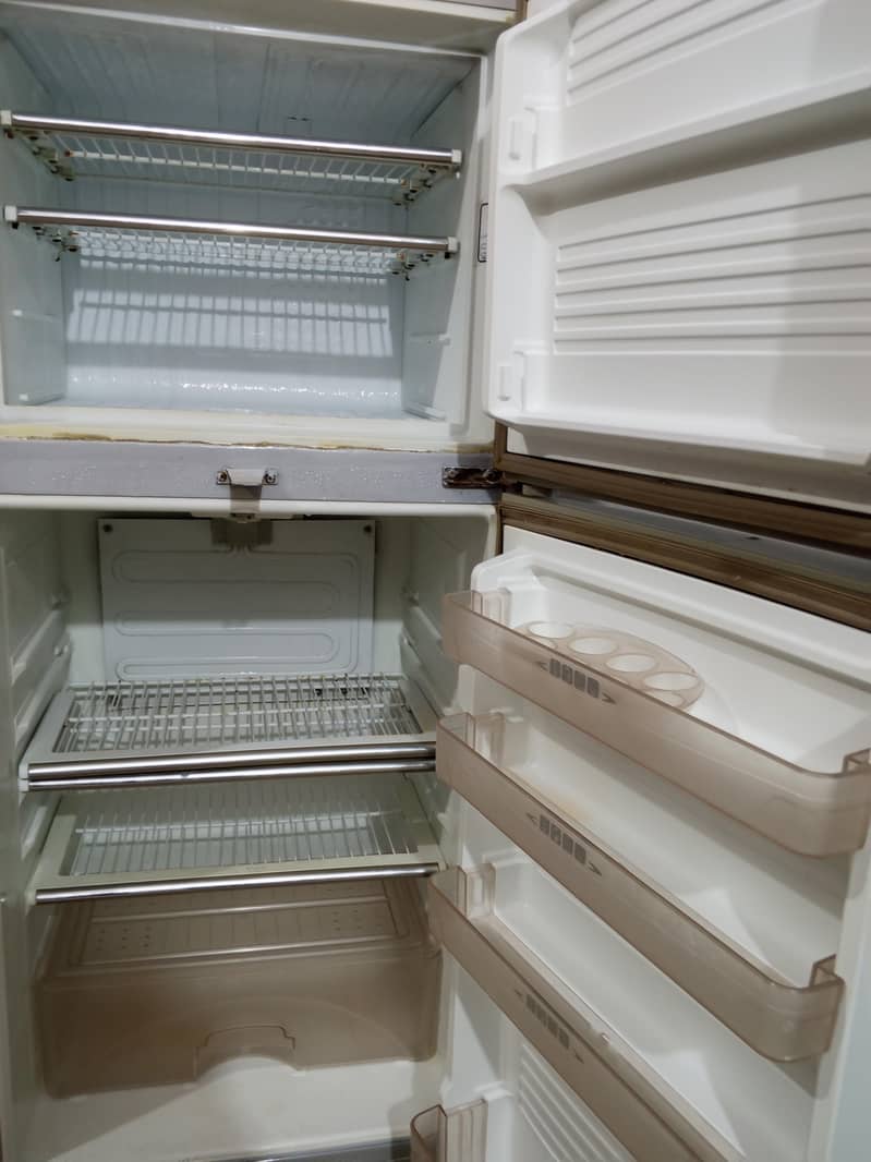 Medium Refrigerator 2