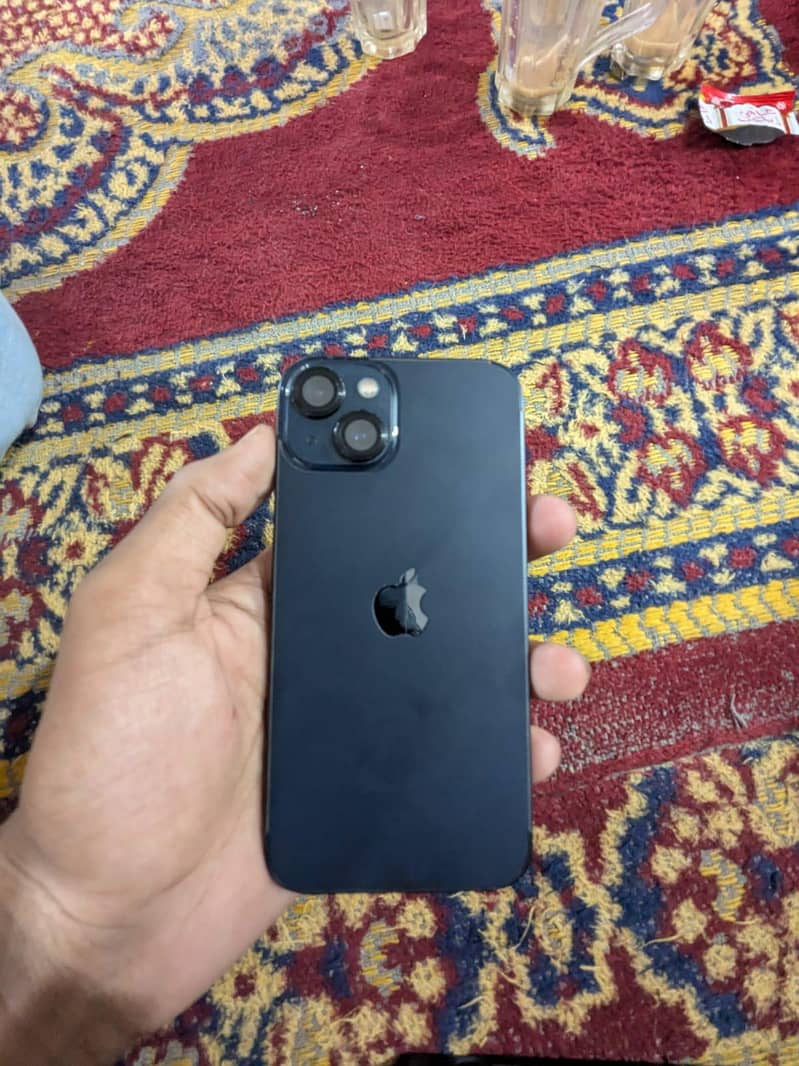 iPhone 13 6