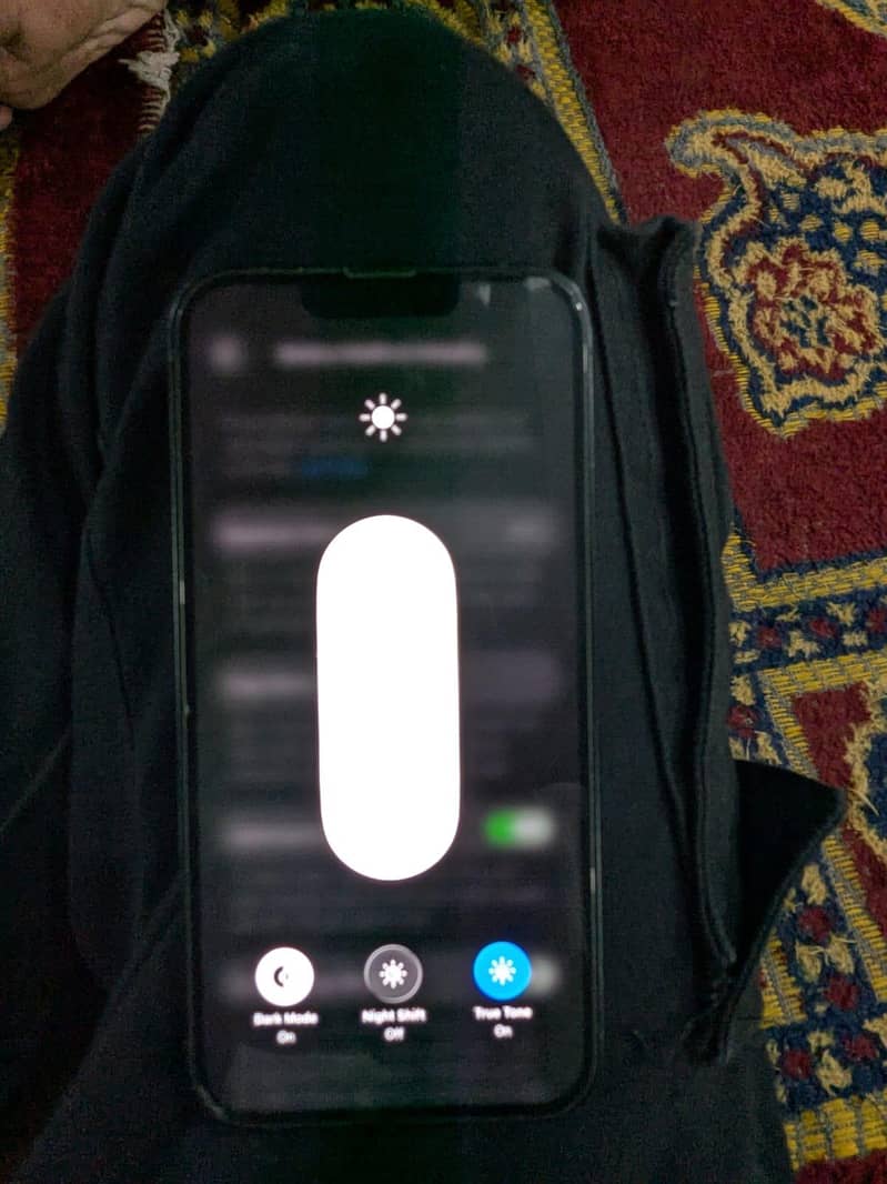 iPhone 13 3