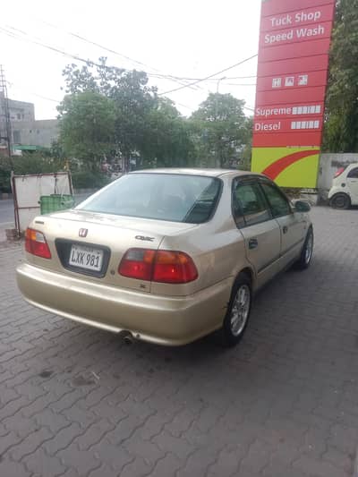 Honda Civic EXi