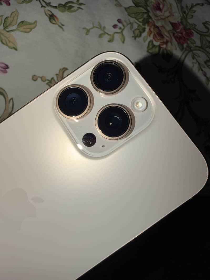 Iphone 16 pro max 0