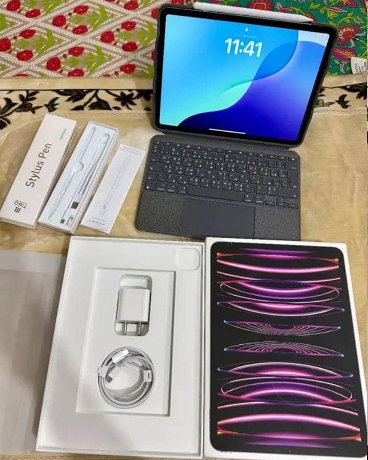 iPad pro M2 1