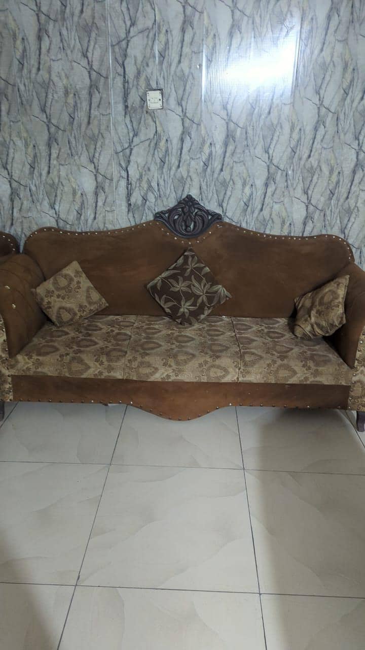 sofa set good condition 0
