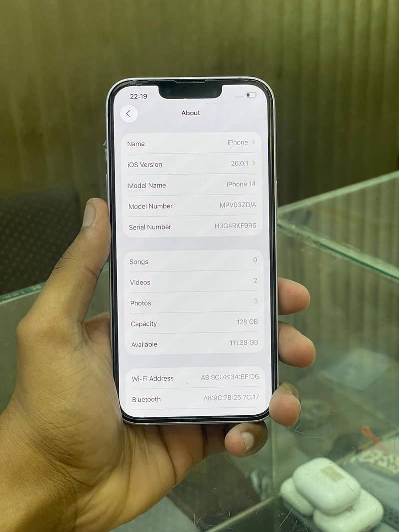 iPhone 14 1